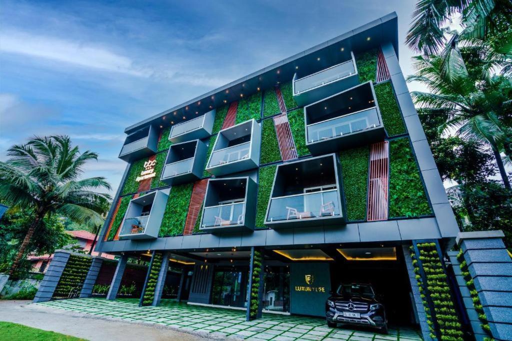 Bbc Luxury Apartments Perintalmanna Esterno foto