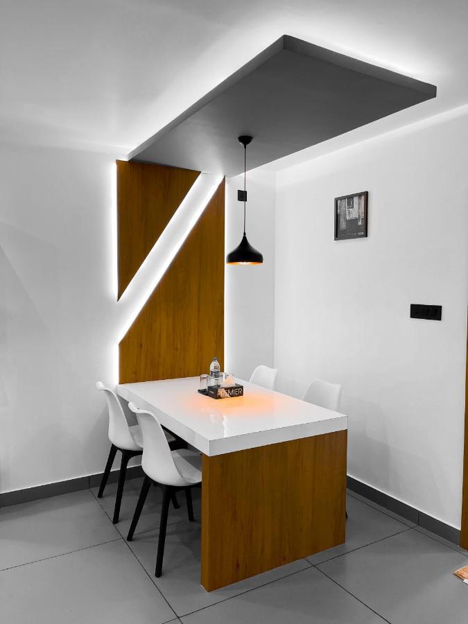 Bbc Luxury Apartments Perintalmanna Esterno foto