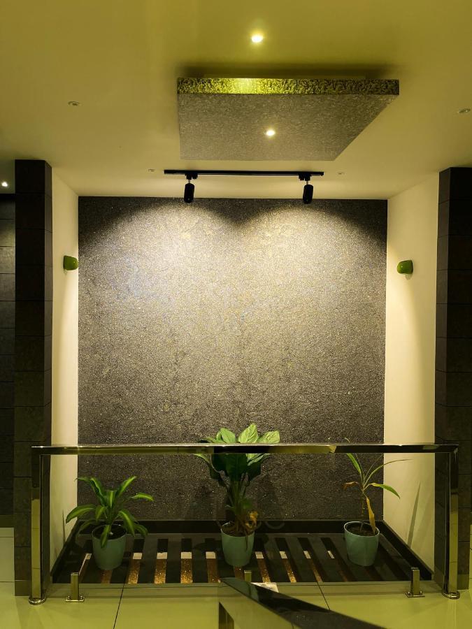 Bbc Luxury Apartments Perintalmanna Esterno foto