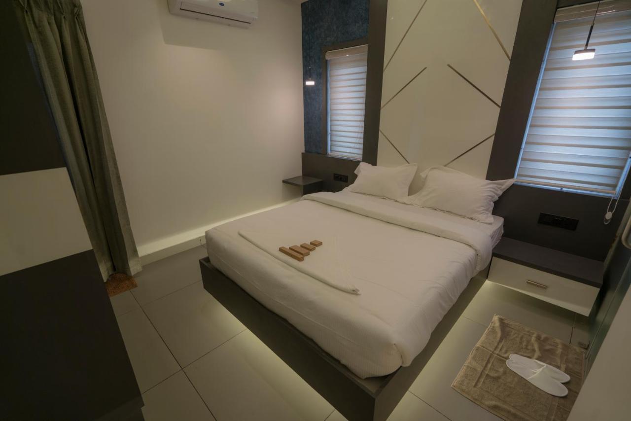Bbc Luxury Apartments Perintalmanna Esterno foto